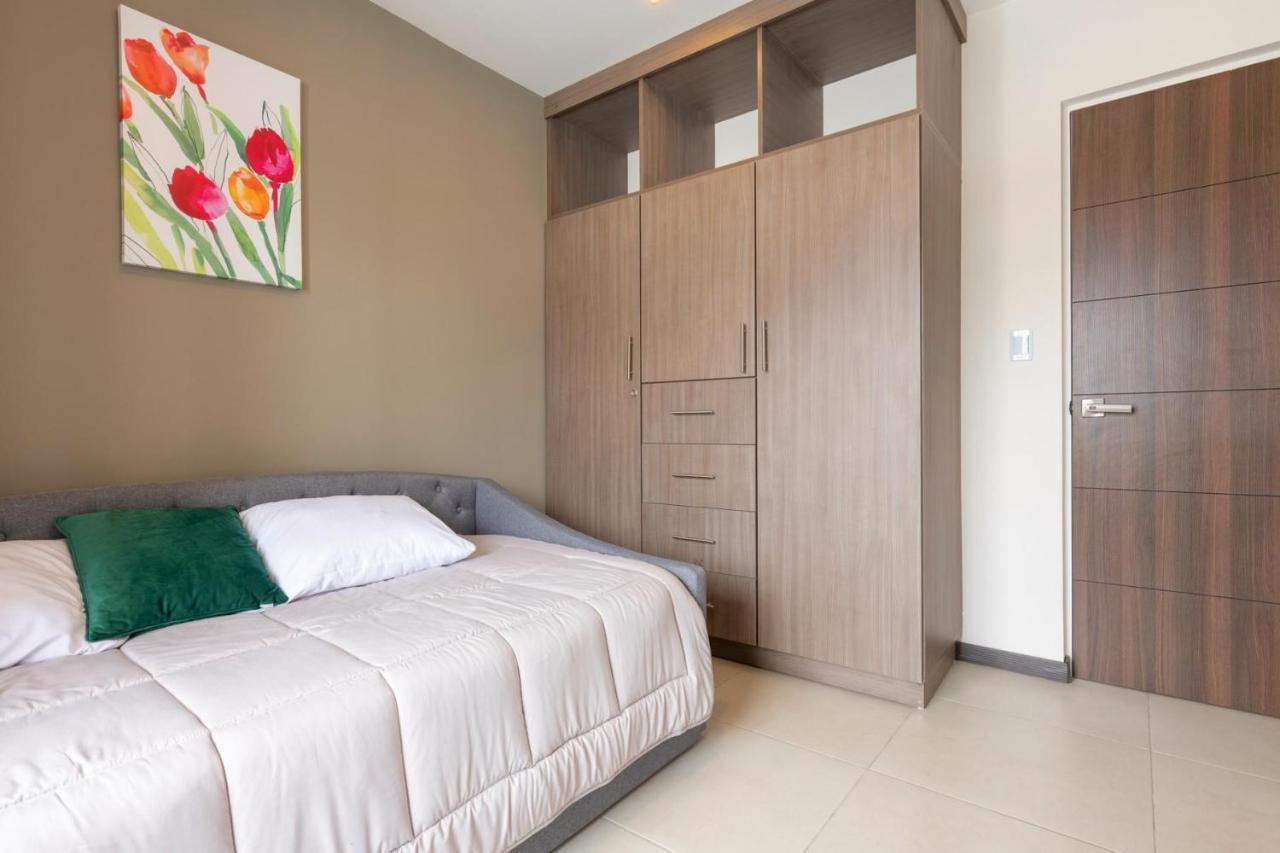 Boulevard Park Apto #27 - 2Bdrm - Selena Segura Heredia Zewnętrze zdjęcie